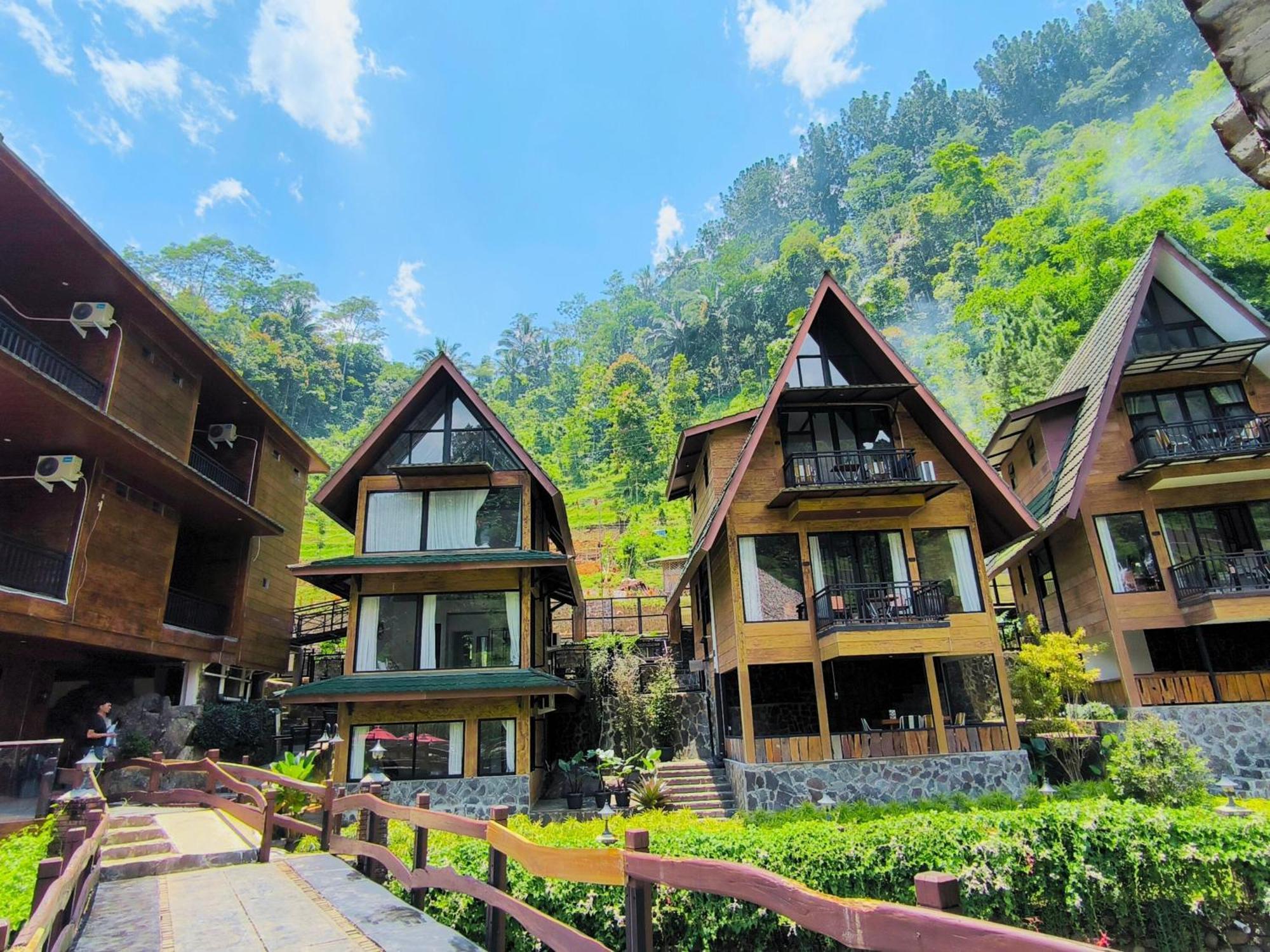 Bayan Village Baturraden Kültér fotó