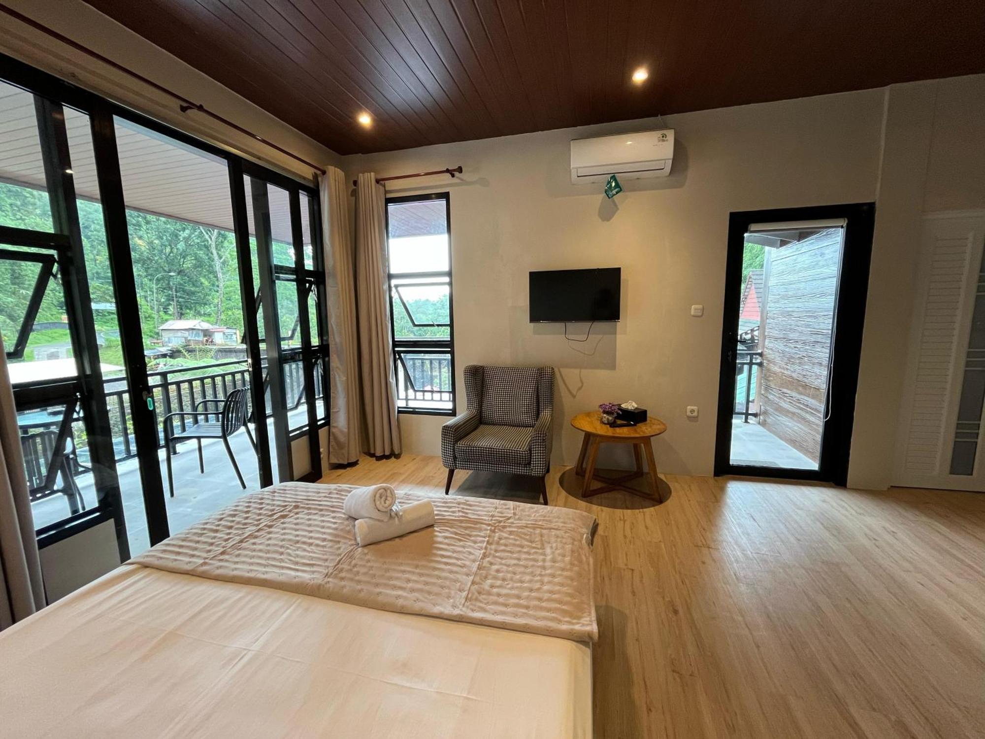 Bayan Village Baturraden Kültér fotó